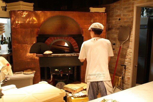 Pizza oven at Il Ritrovo Pizzeria Restaurant Roppongi